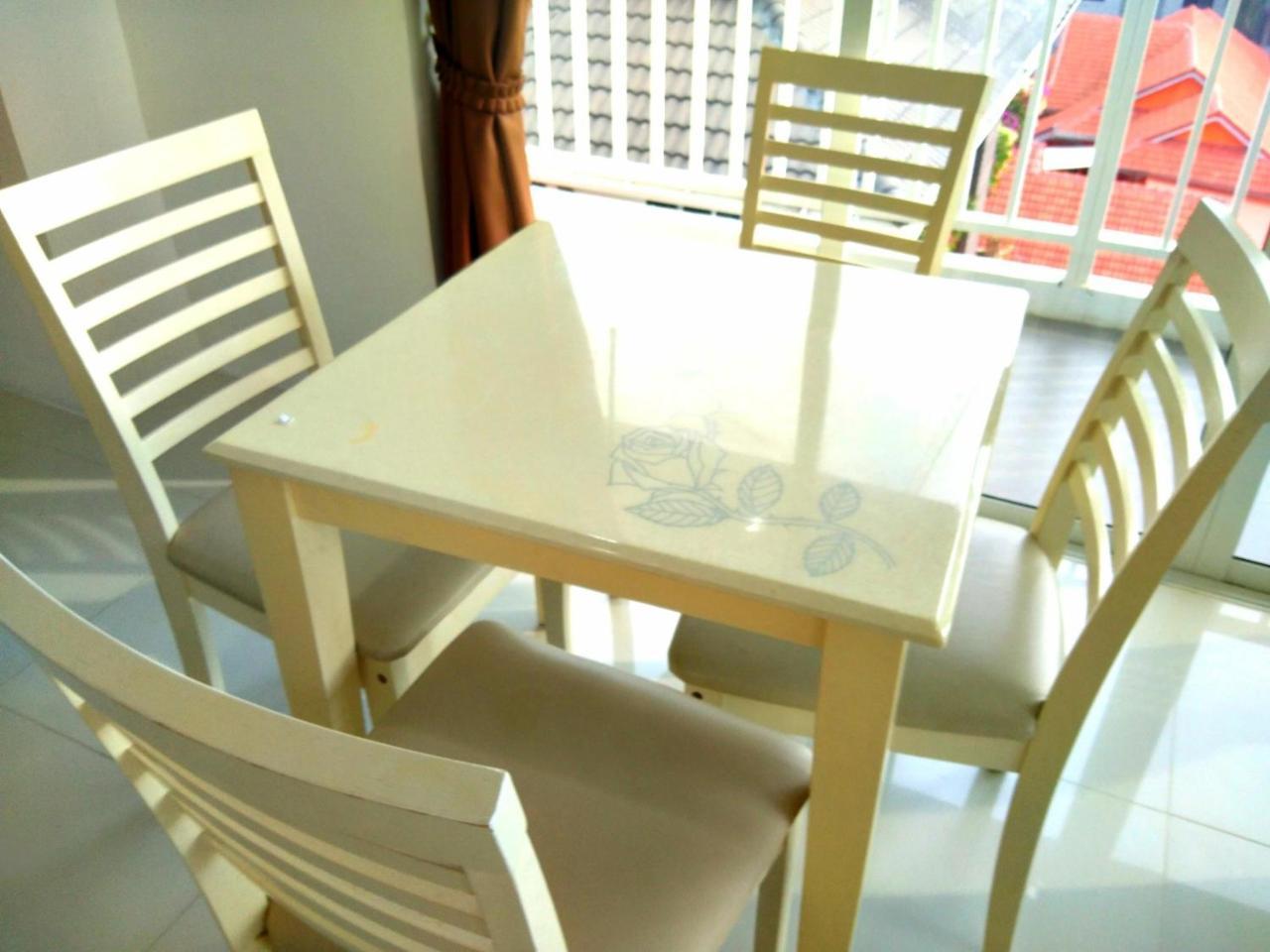 Family Residence Pattaya Ngoại thất bức ảnh